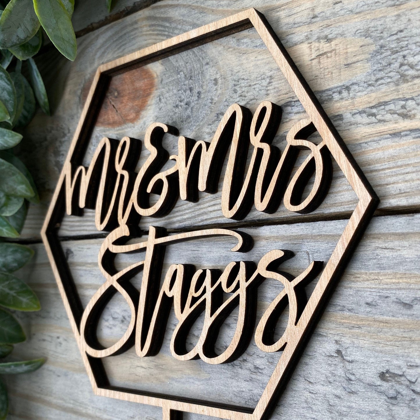 Mr and Mrs Name Cake Topper - Personalized Wedding Cake Topper with Last Name - Cake Decor for Anniversary & Bridal Shower