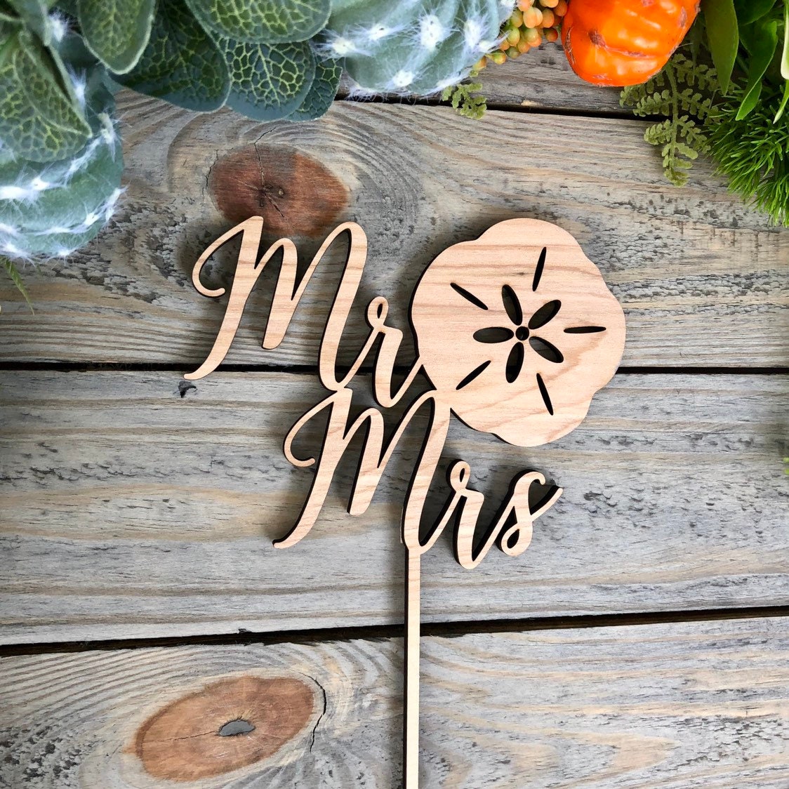 Mr & Mrs Sand Dollar Cake Topper - Beach Wedding Decor - Coastal Destination Wedding Topper - Nautical Seashell Wedding Gift