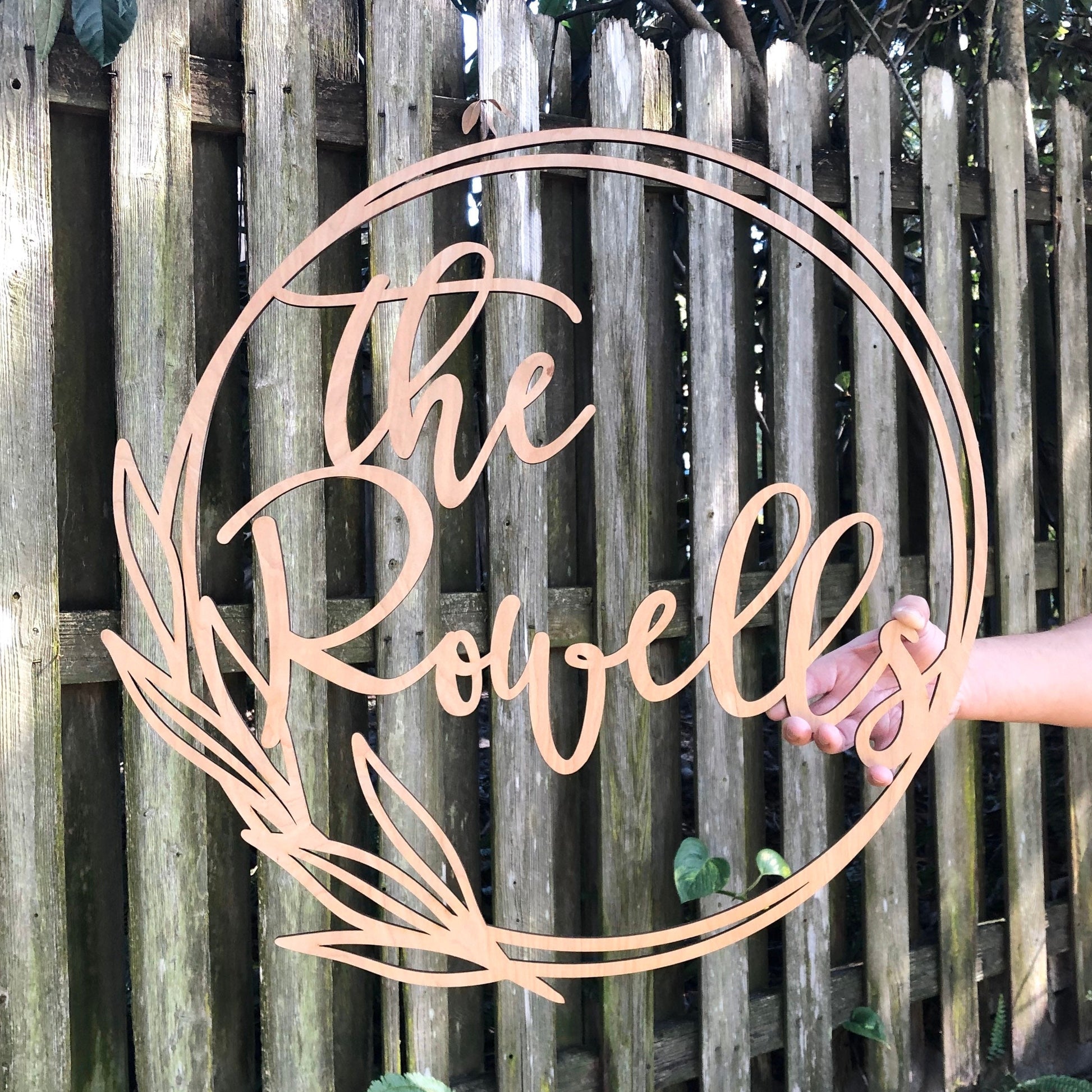 Wreath Circle Sign - Round Wood Farmhouse Door Hanger - Custom Family Name Sign - Personalized Wreath - Housewarming Gift