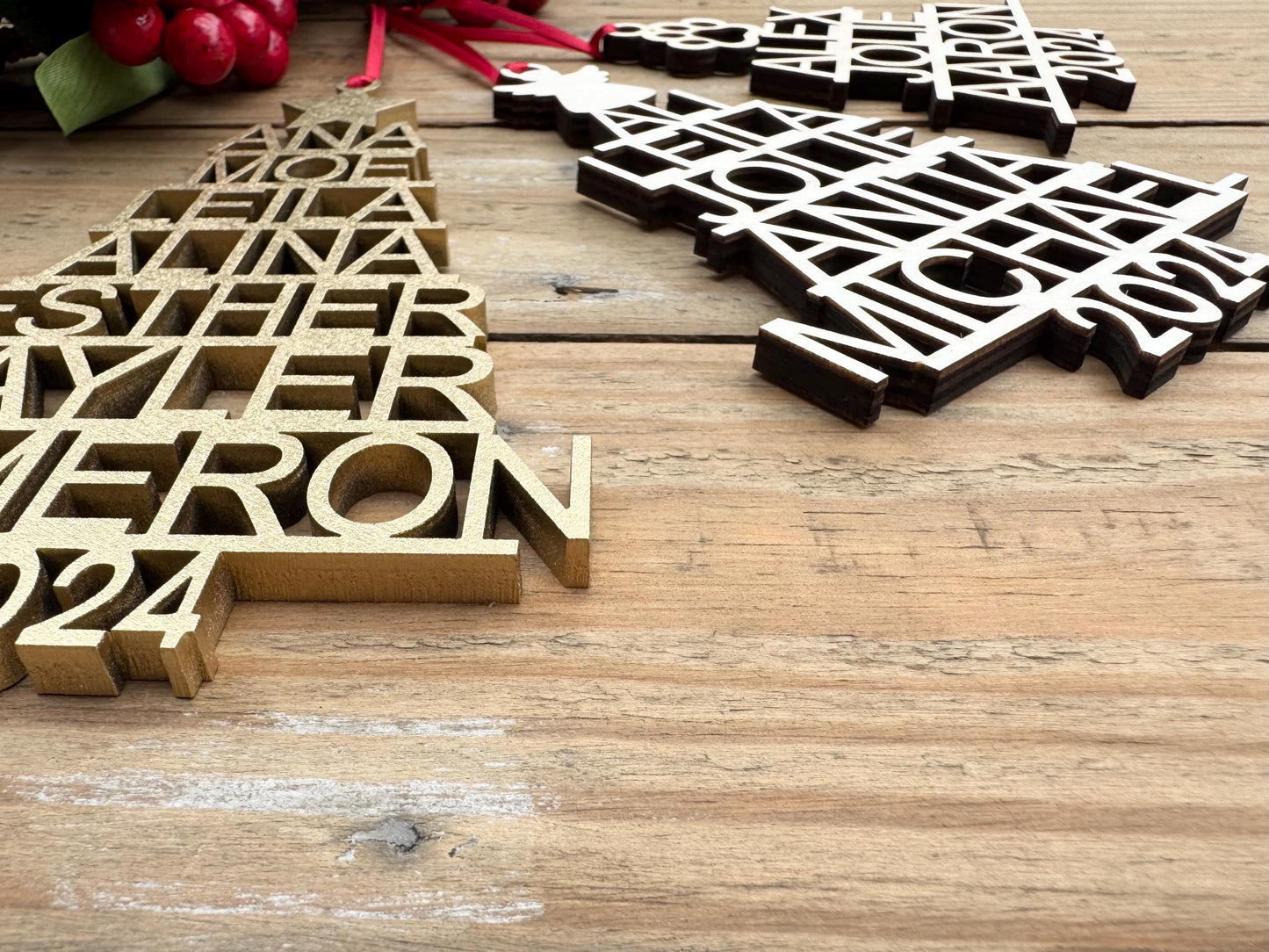 2025 Personalized Family Ornament - Custom Stacked Family Name Ornament - Grandparent Christmas Gift