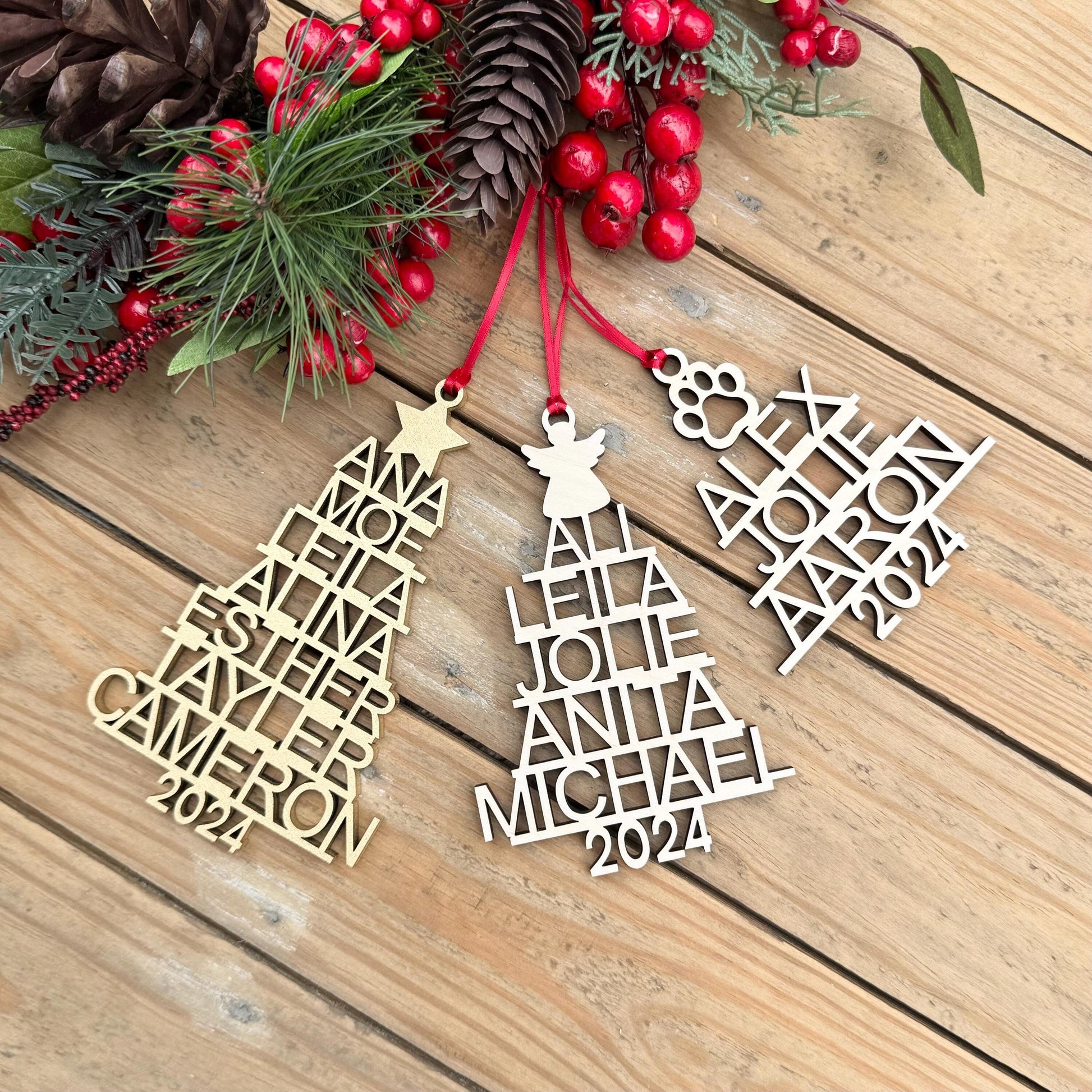 Personalized Family Tree Ornament 2025 - Custom Christmas Ornament with All Names - Keepsake Holiday Gift