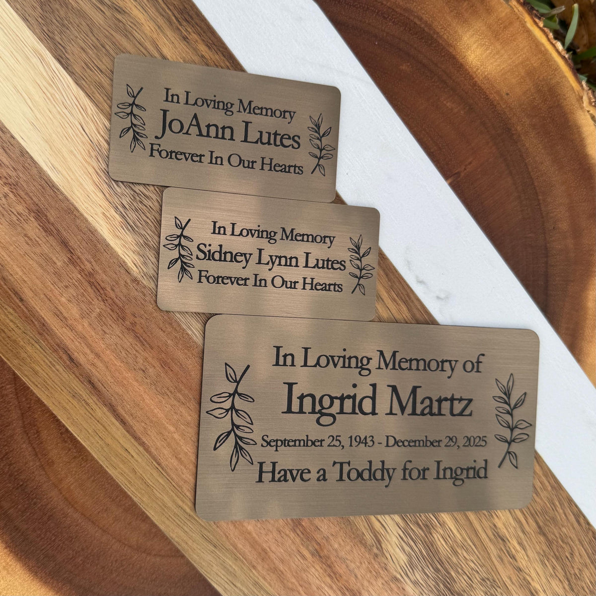 In Loving Memory Plaque, Personalized Memorial Keepsake, Sympathy Gift for Loss of Loved One, Custom Engraved Plaque