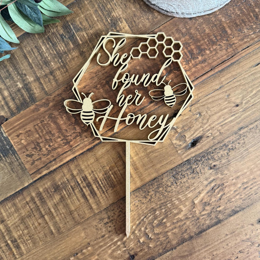 She Found Her Honey Bumble Bee Cake Topper - Bridal Shower Honeycomb Engagement Decor