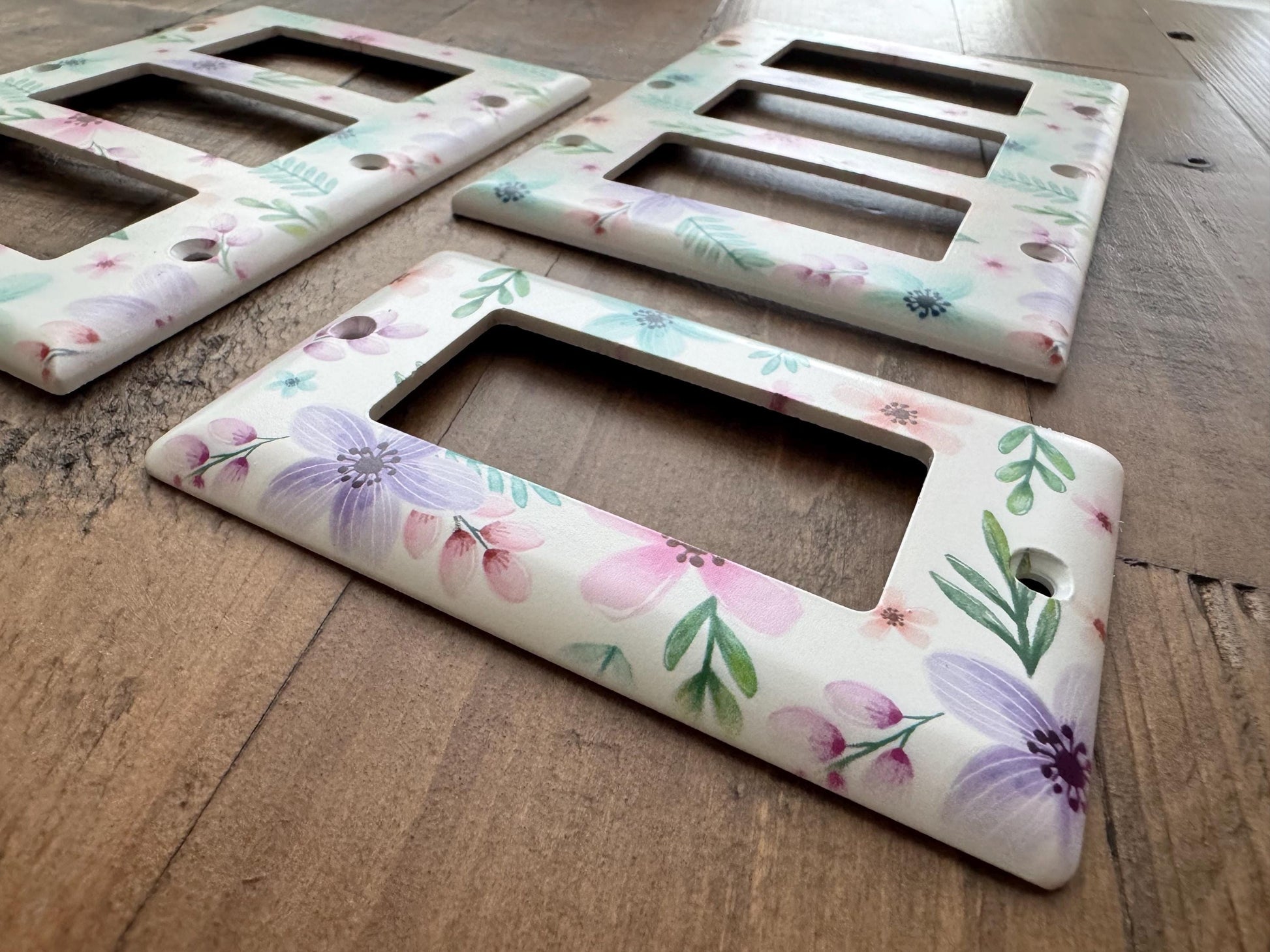 Floral Light Switch Cover, UV Printed Midsize Wall Plate, Decorative Switch & Outlet Cover