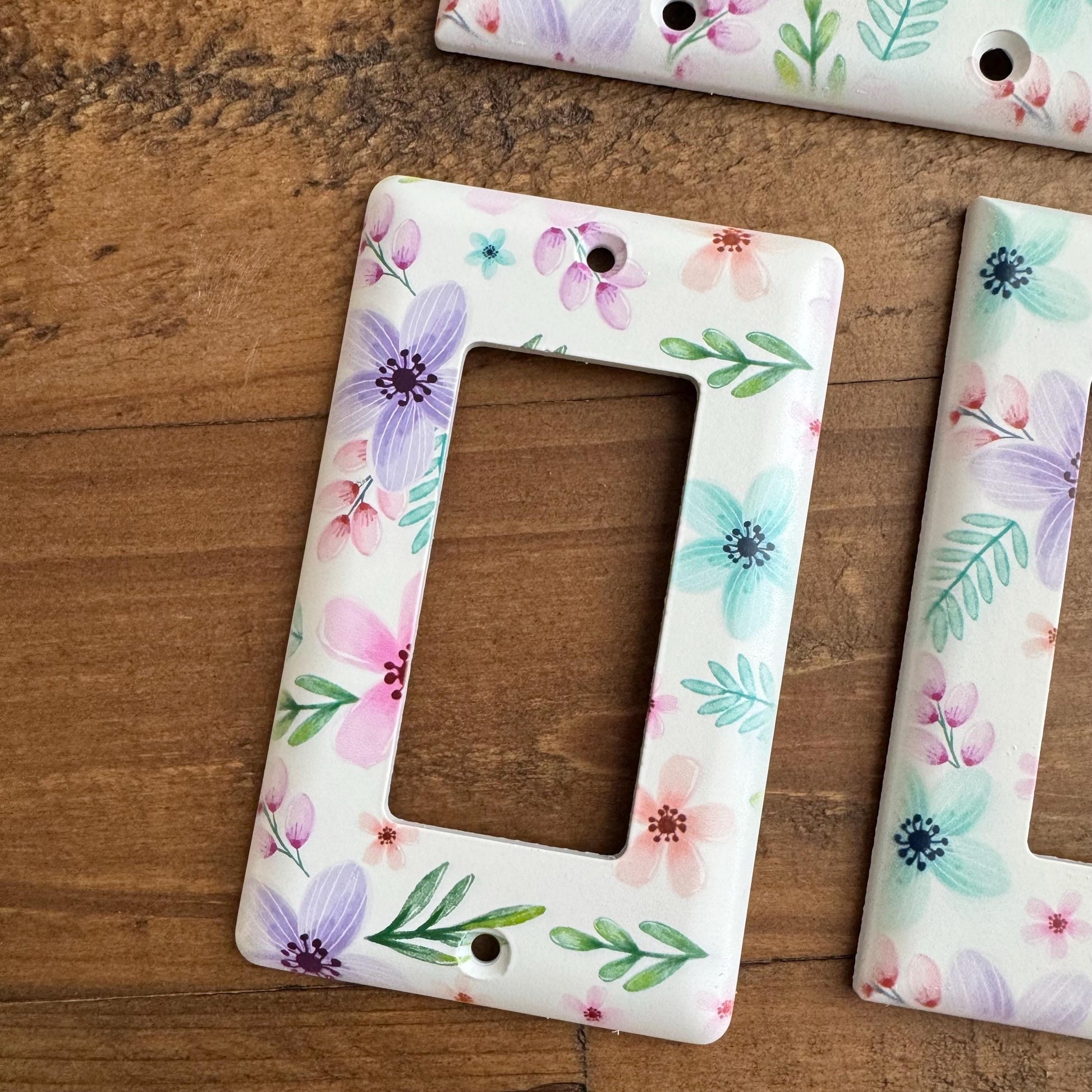 Floral Light Switch Cover, UV Printed Midsize Wall Plate, Decorative Switch & Outlet Cover
